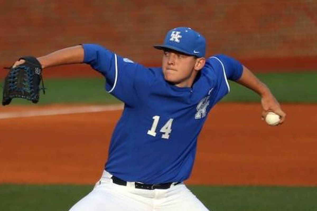 Top 10 College Pitchers in the 2019 MLB Draft Off The Bench